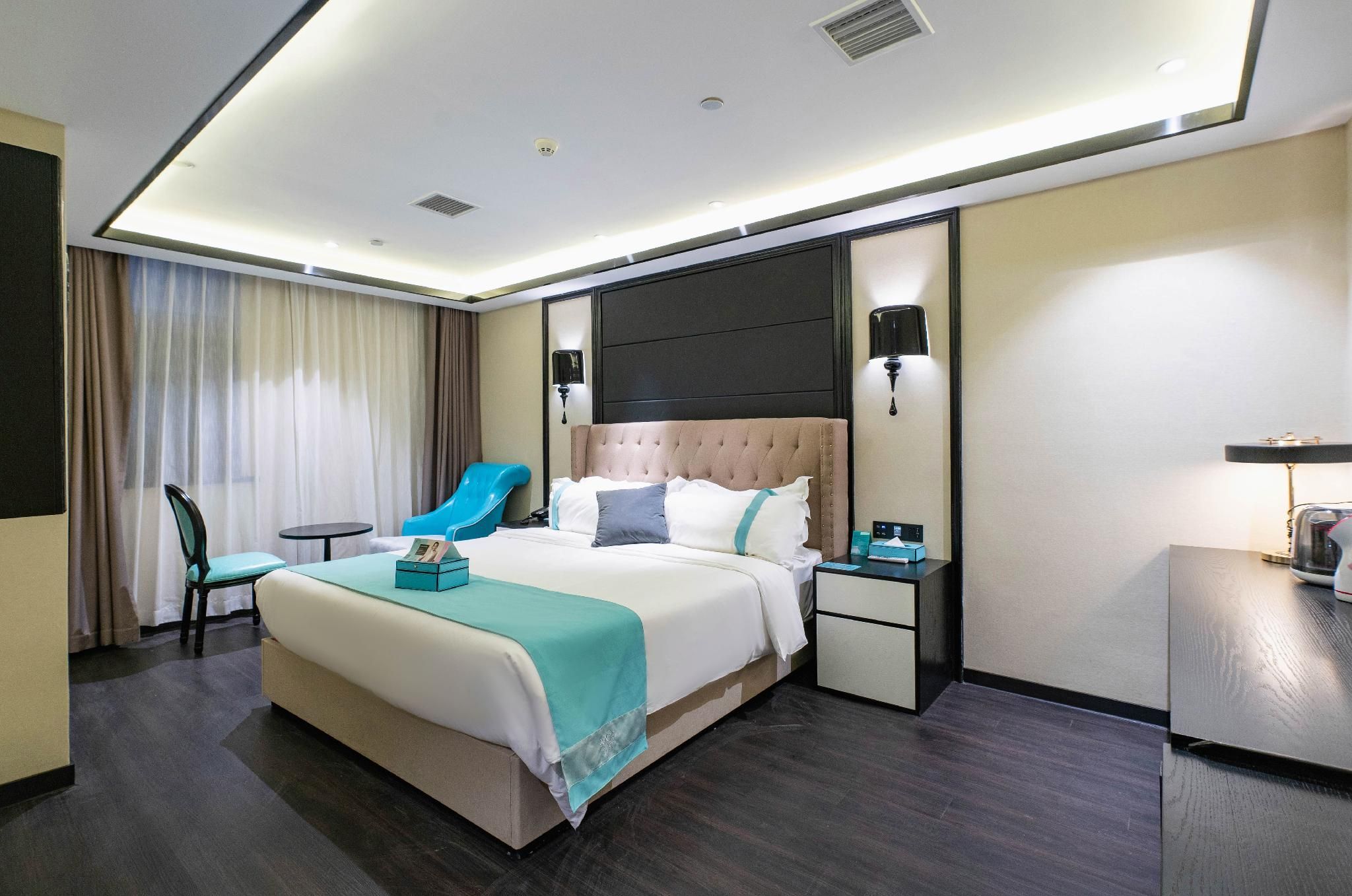 WH - Godness Romantic Bed Room