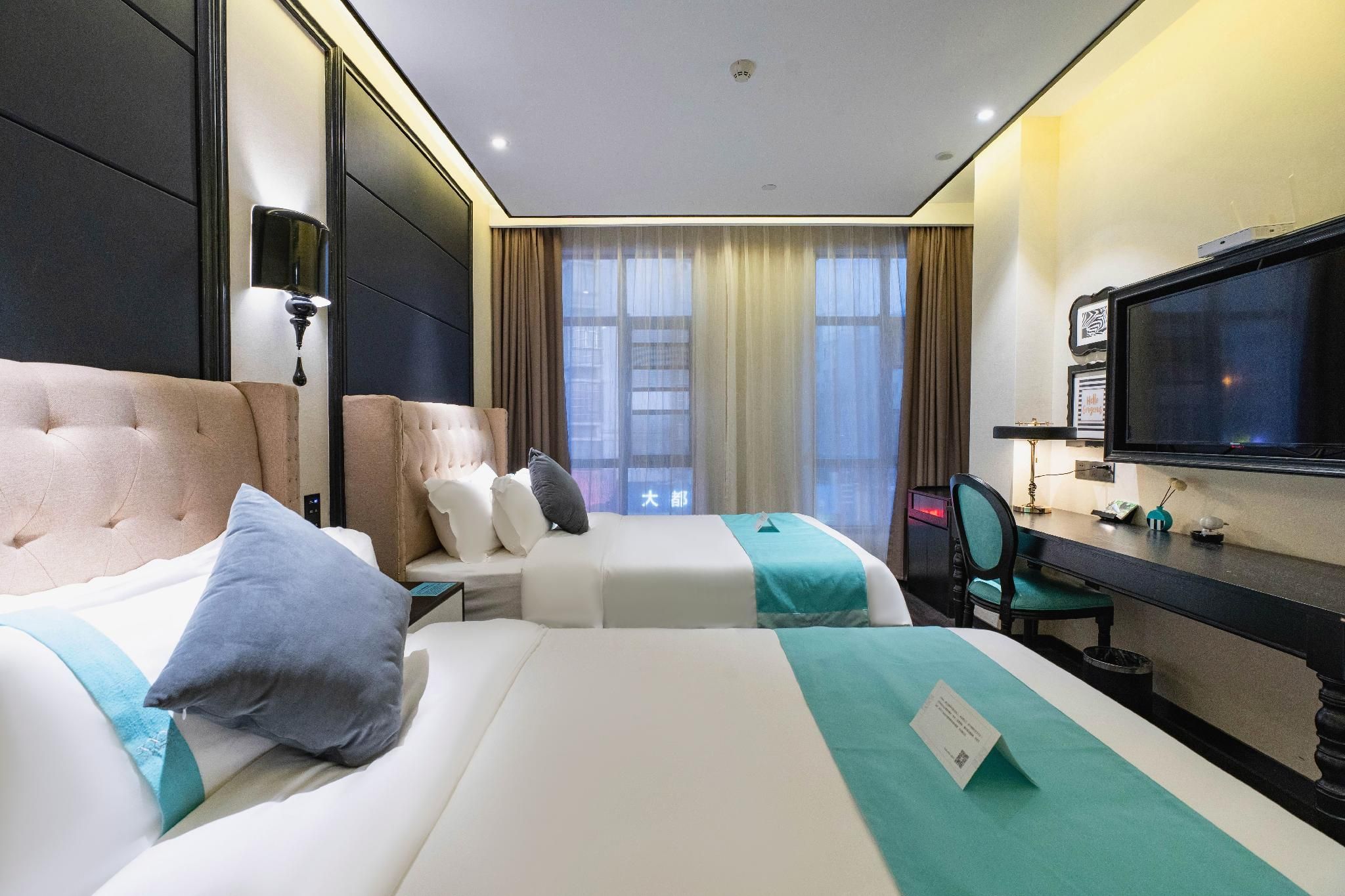 Xana - Deluxe Bed Room