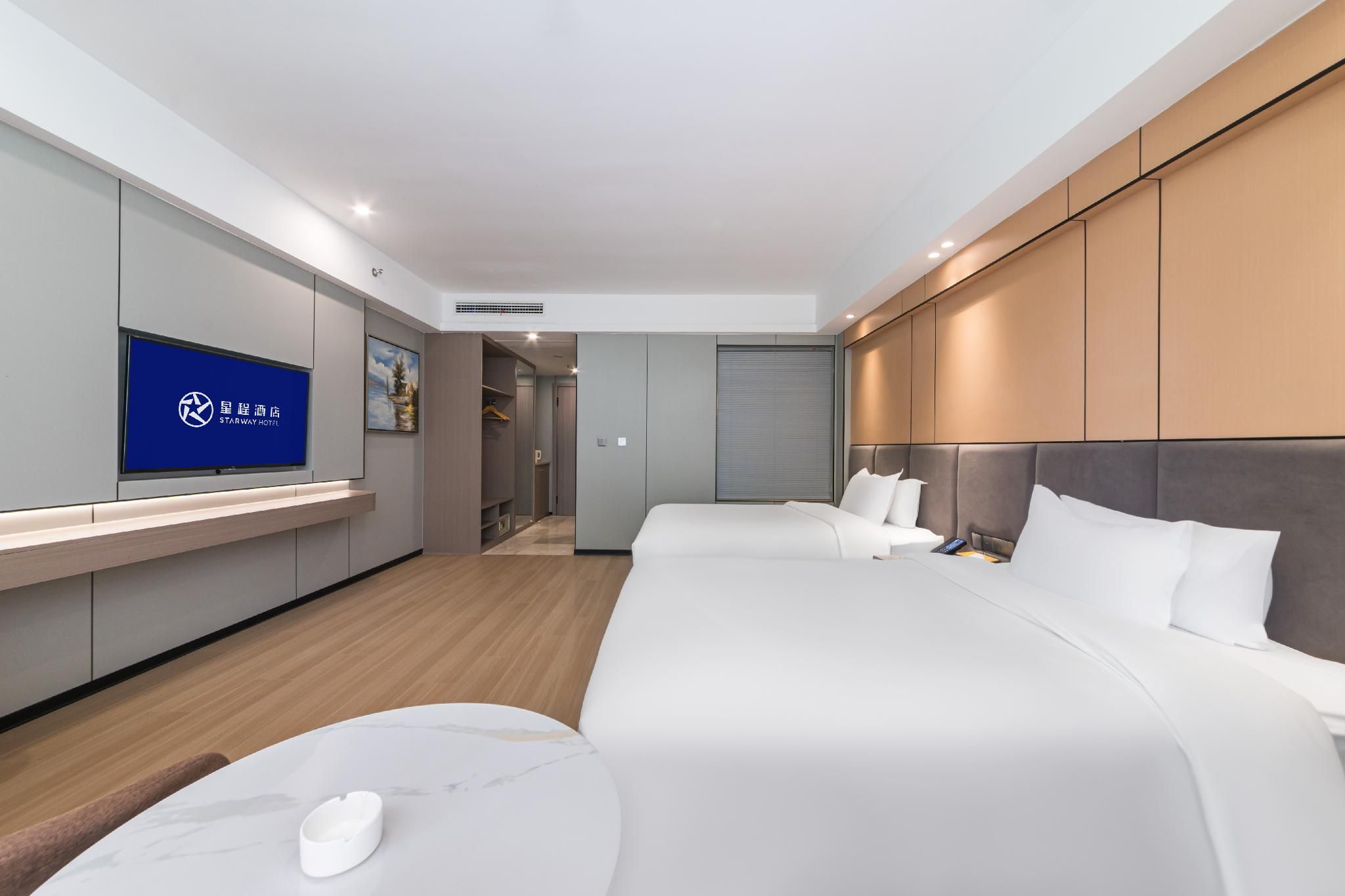 Twin Business Room
