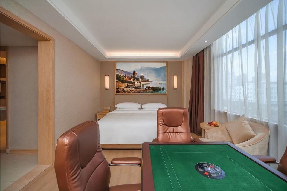Vienna - Functional Chess Room