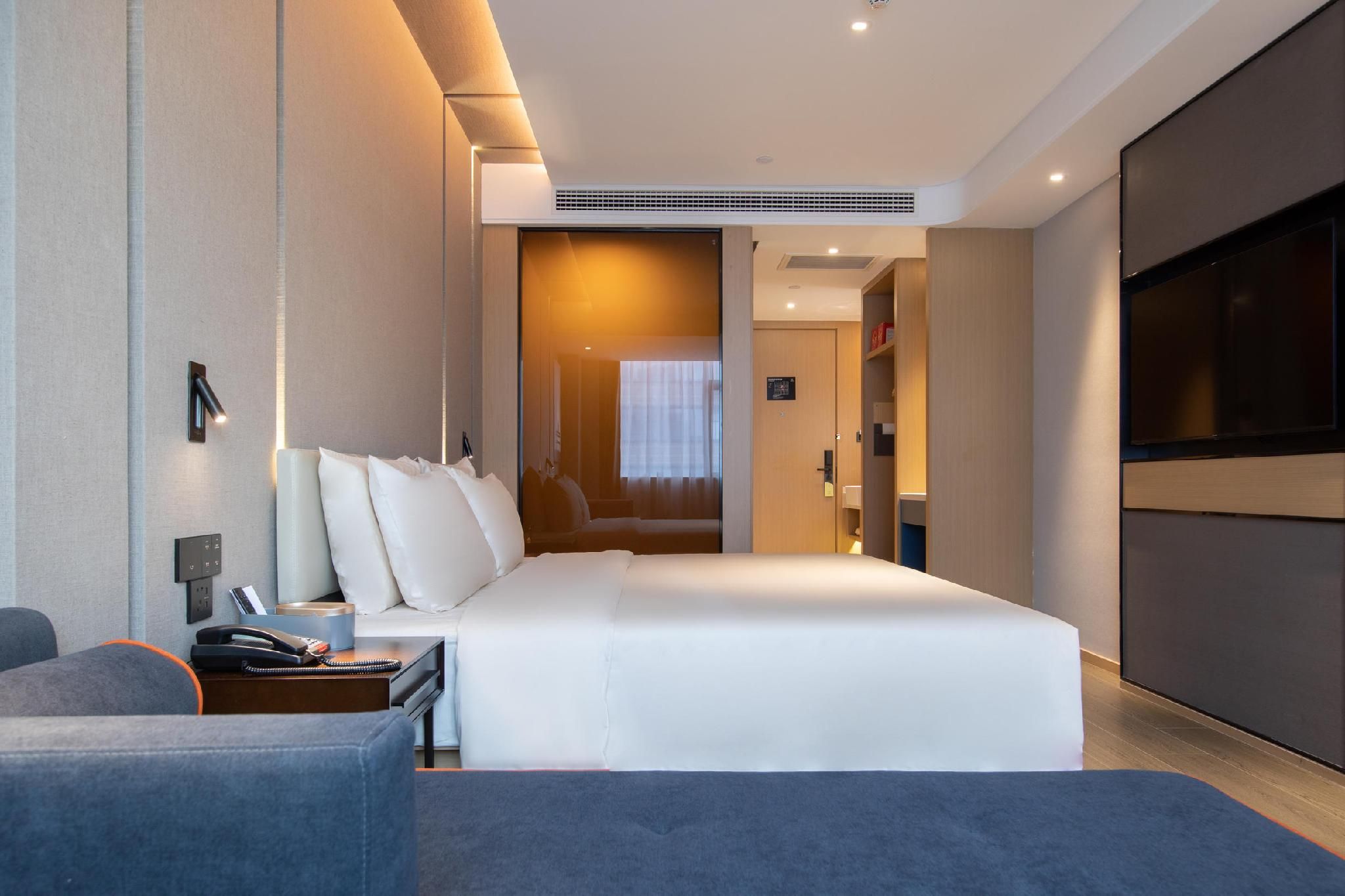 Atour - Elegant Room