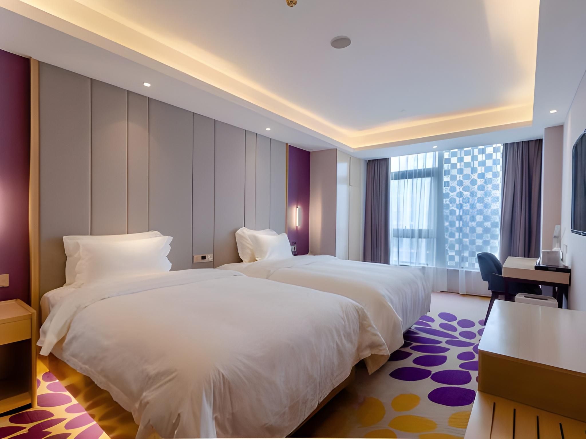 Twin Deluxe Room