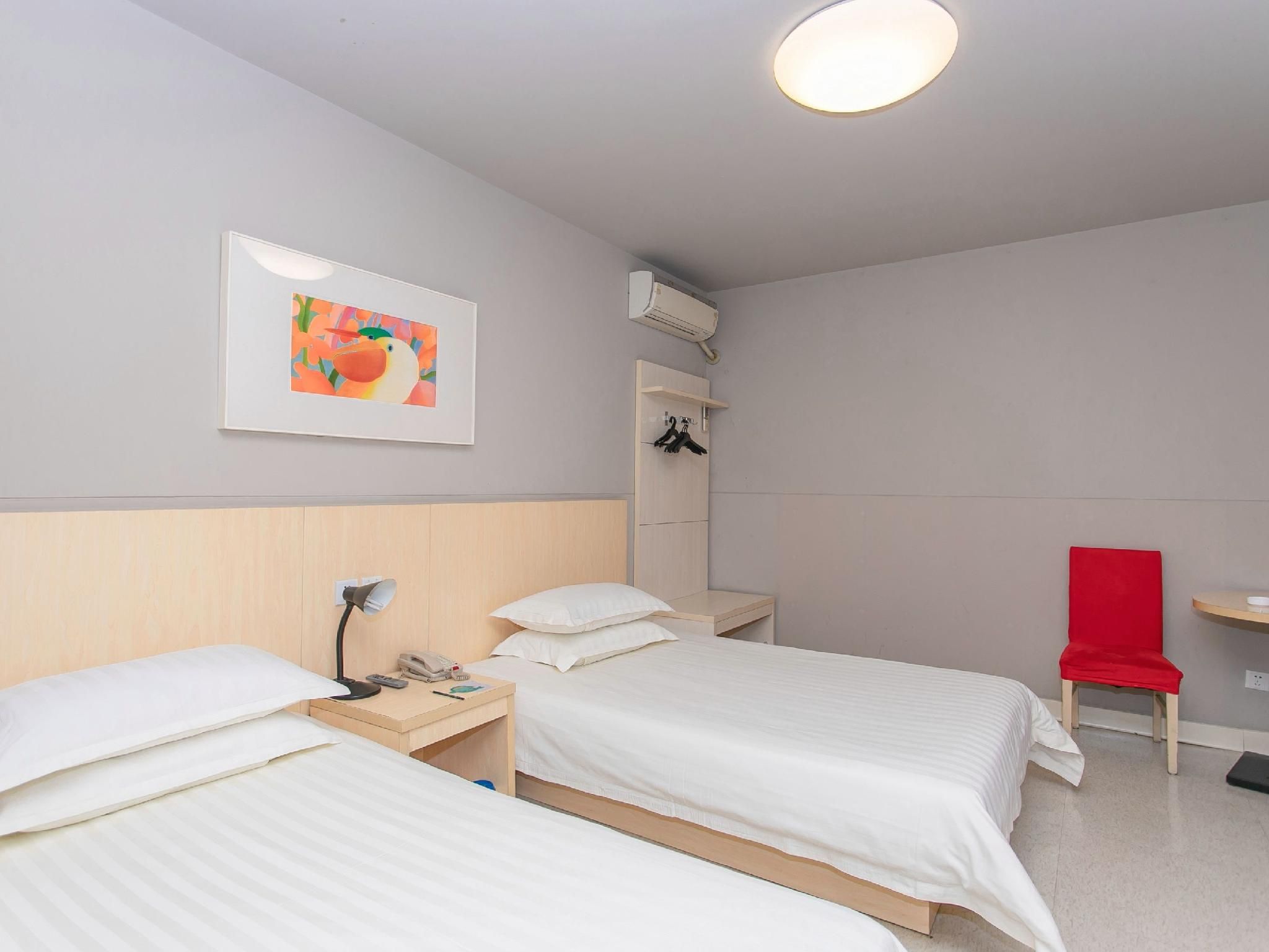 WH - Standard Daxiao Twin Room