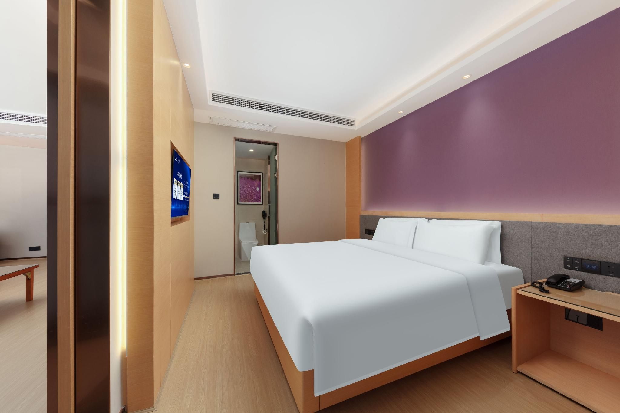 WH - Business Suite Bed Room