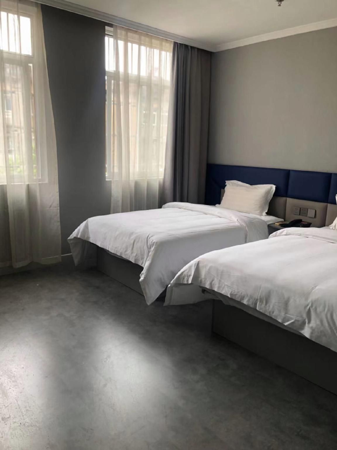 WH - Traditional Bed Room