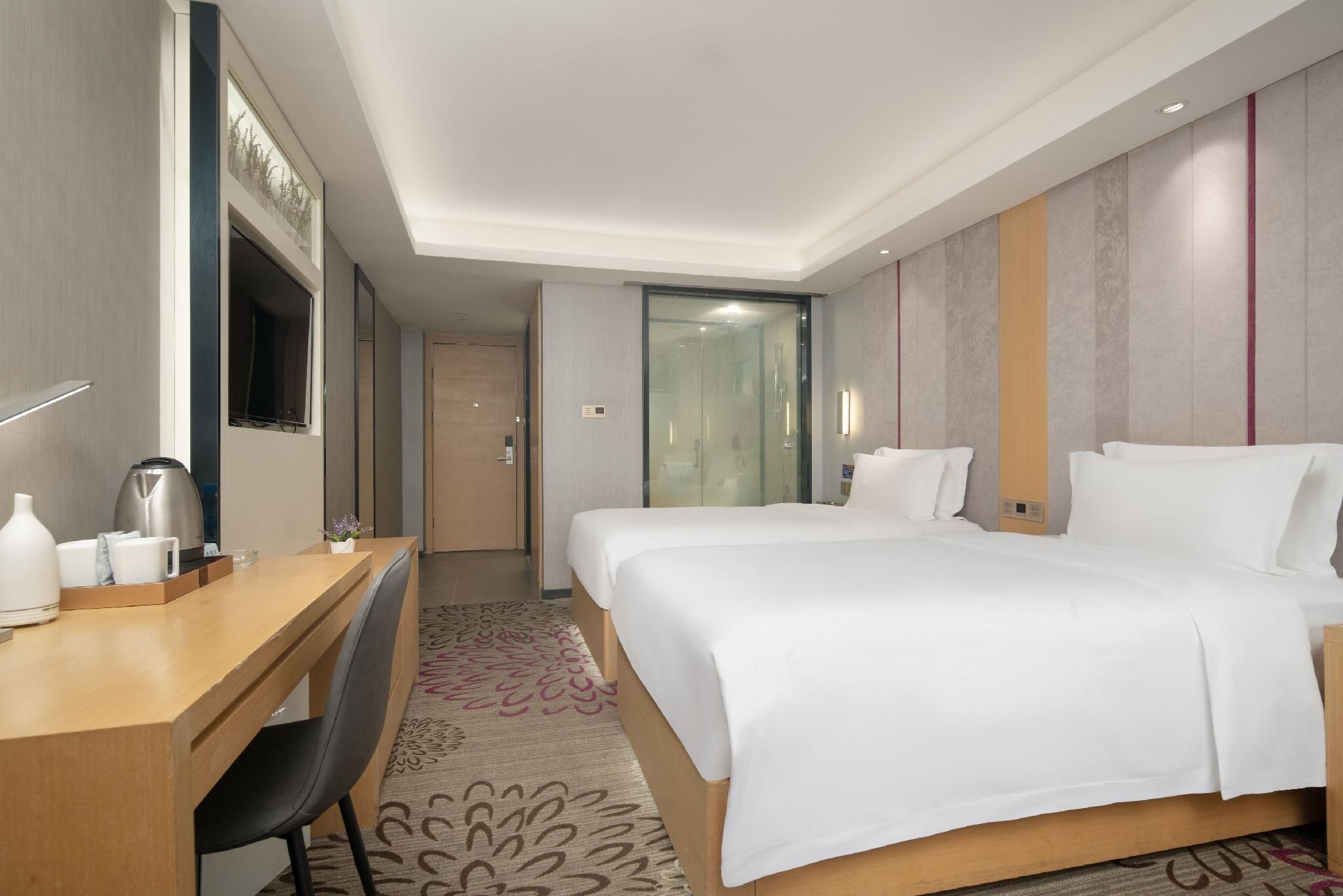 Elegant Twin Room