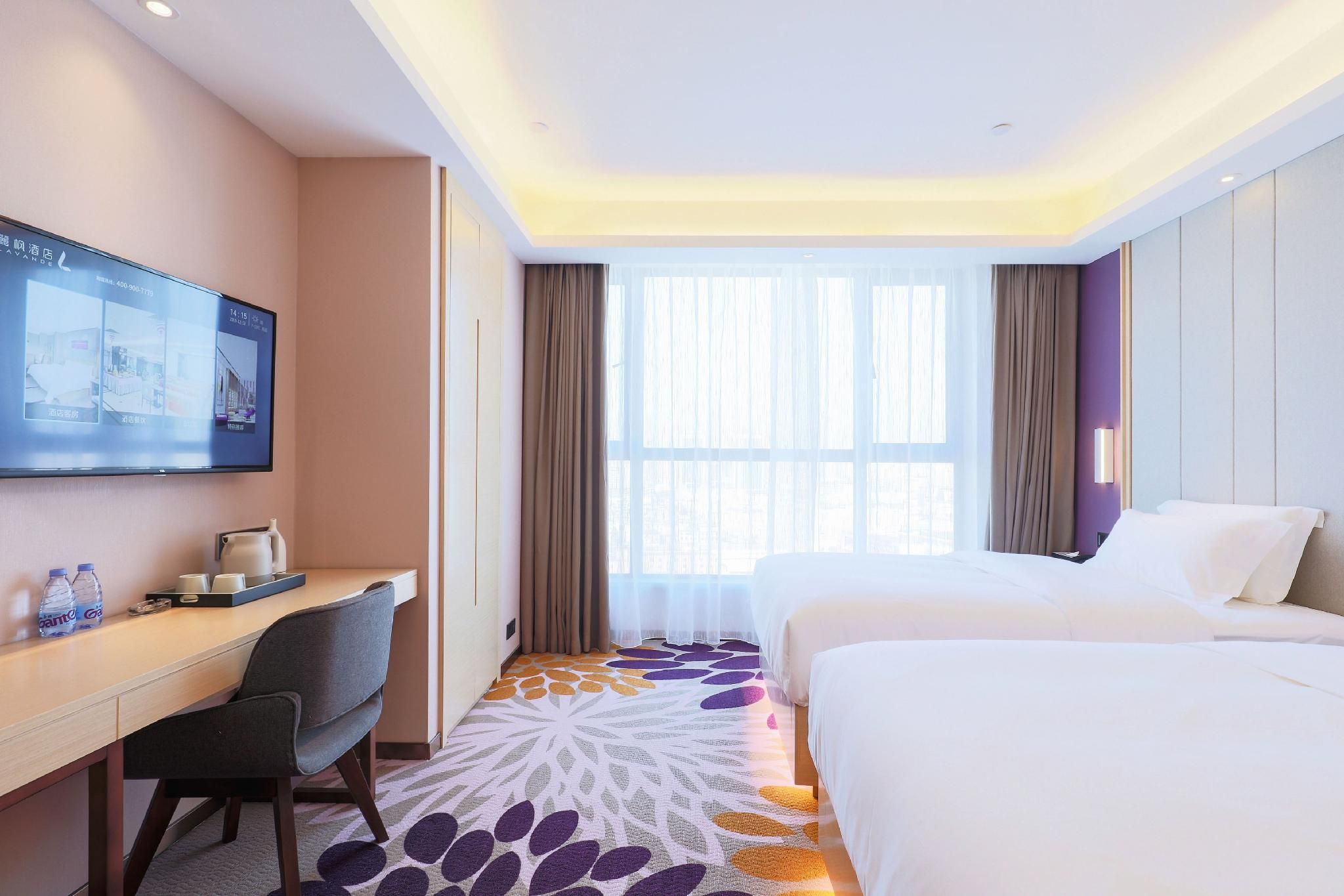 WH - Deluxe Room Twin
