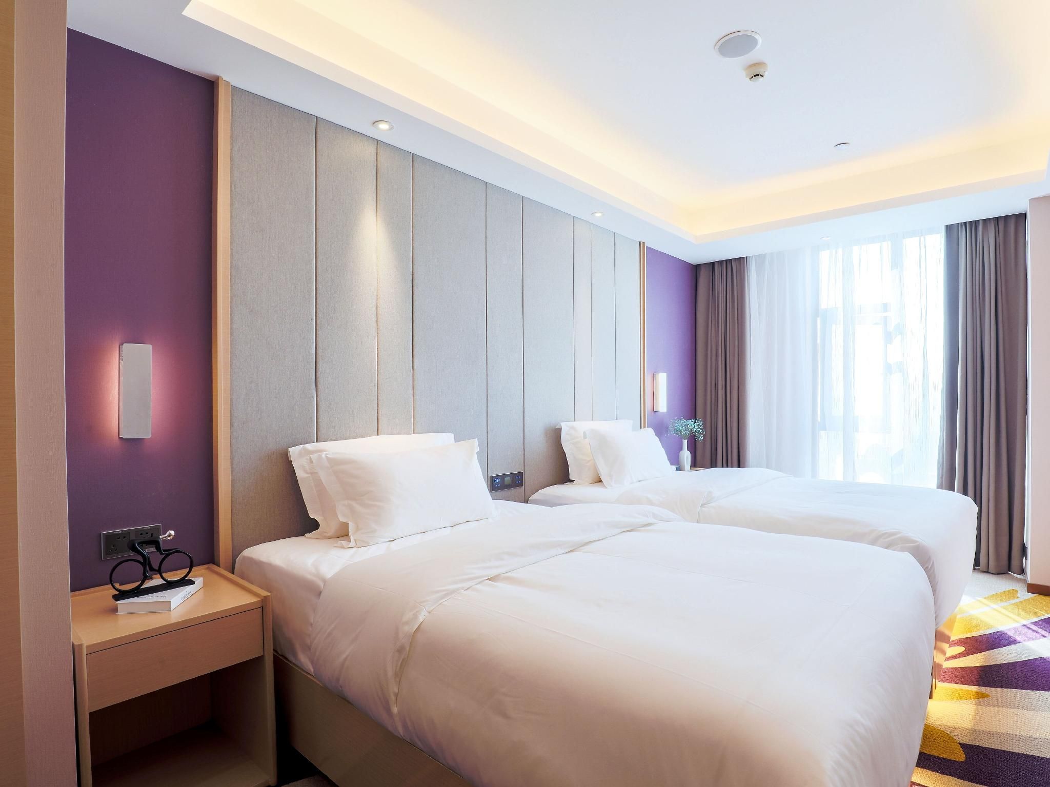 WH - Zizai Twin Room