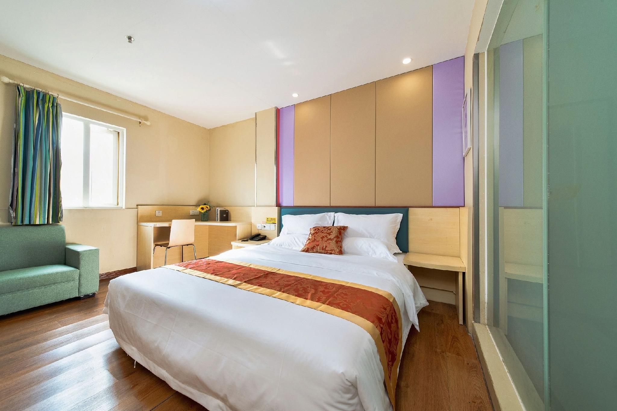 WH - Traditional Bed Room