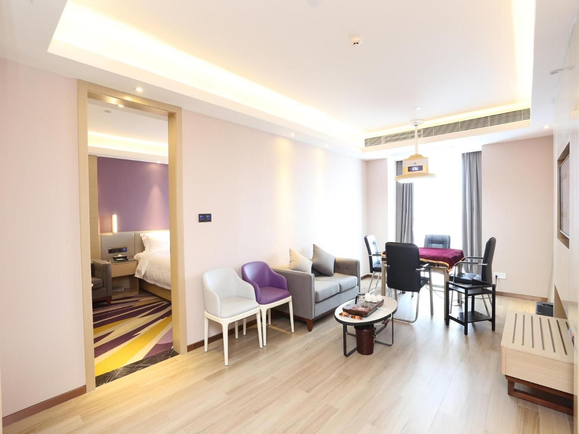 WH - Liren T Special Room