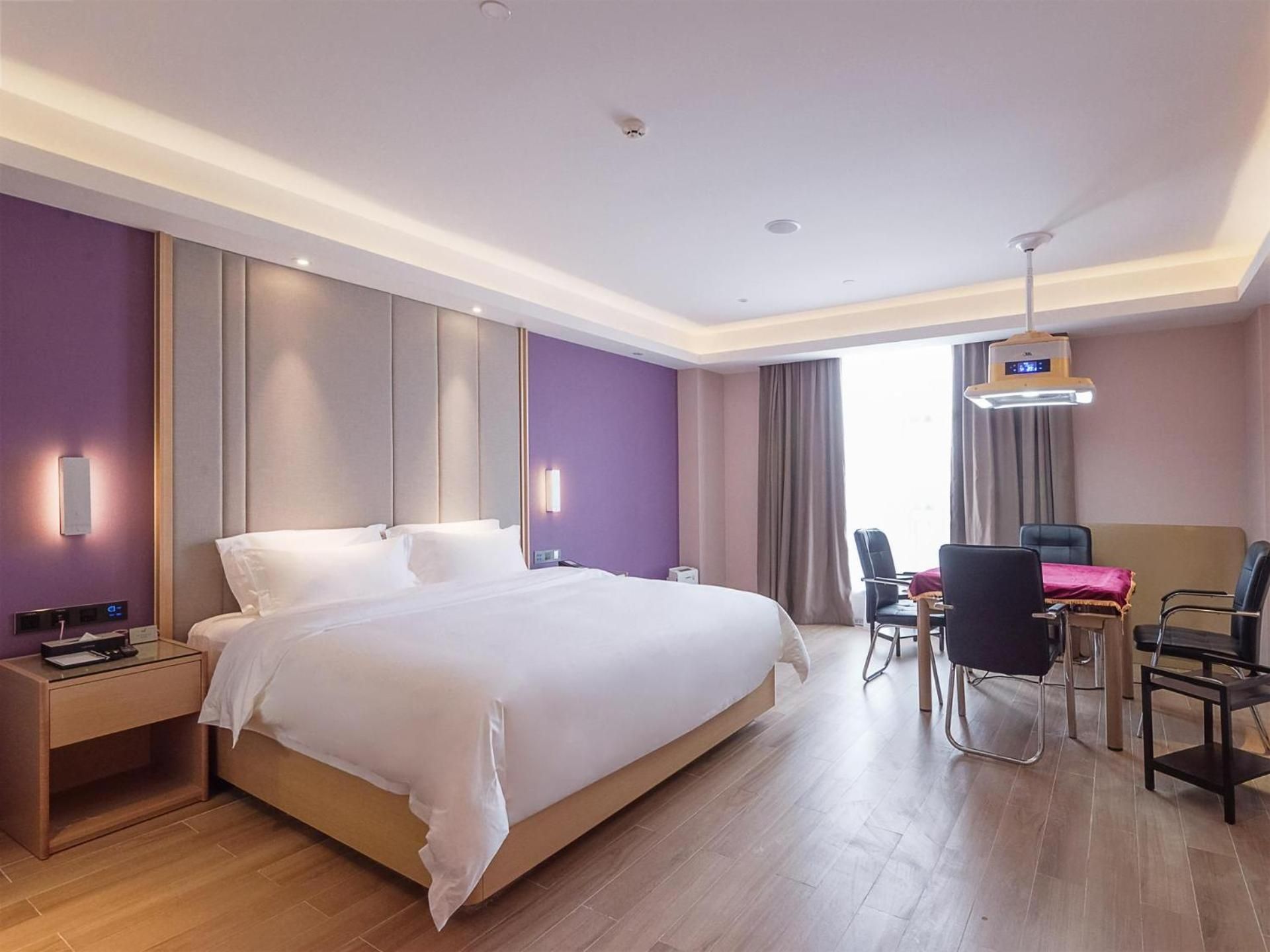 King Executive Room