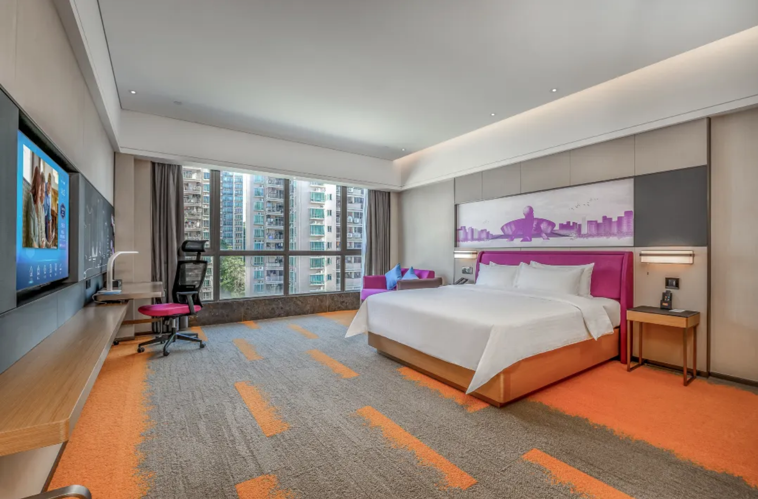Deluxe Room Queen