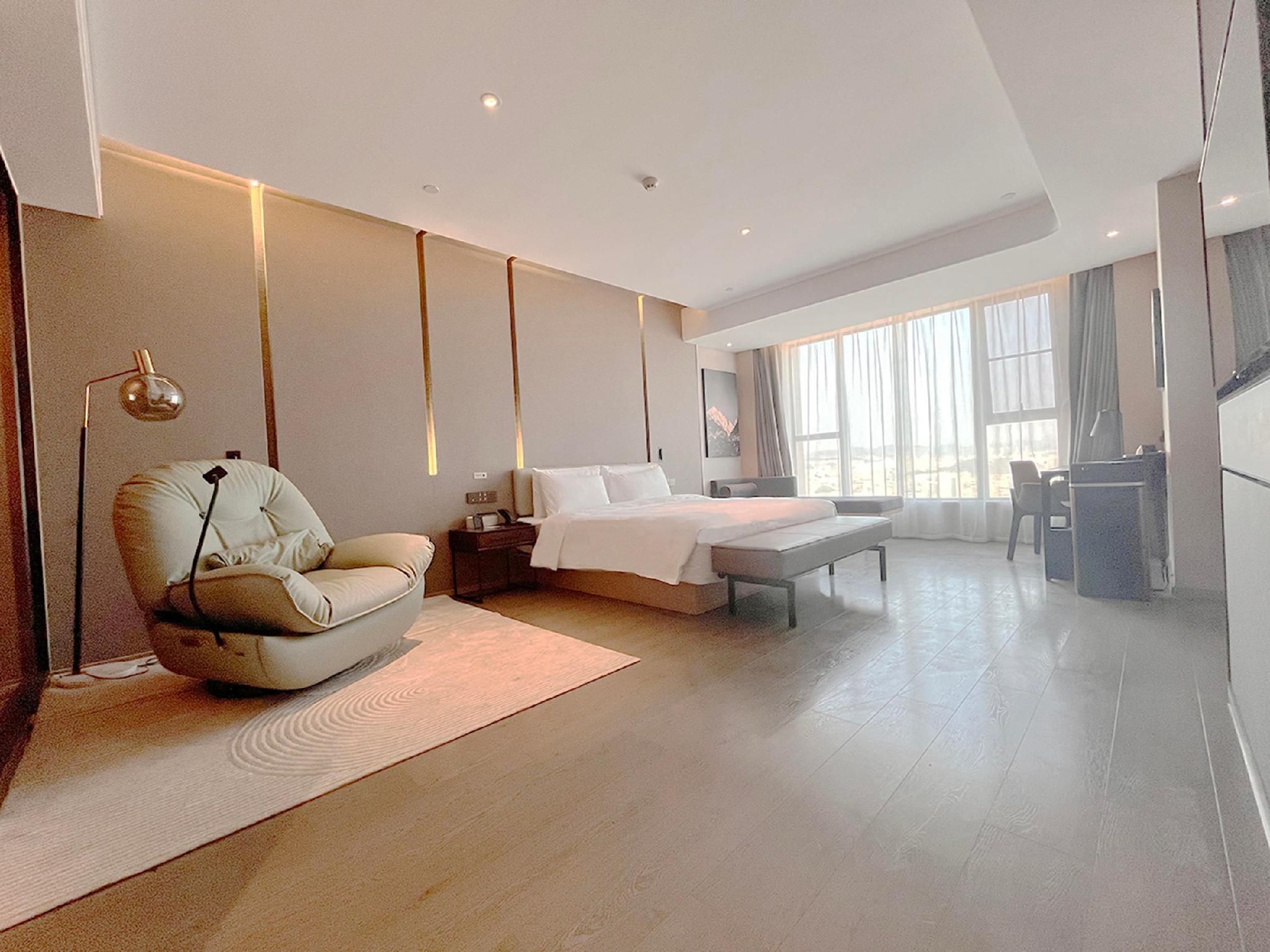 Atour - JIMU Queen Room with City View