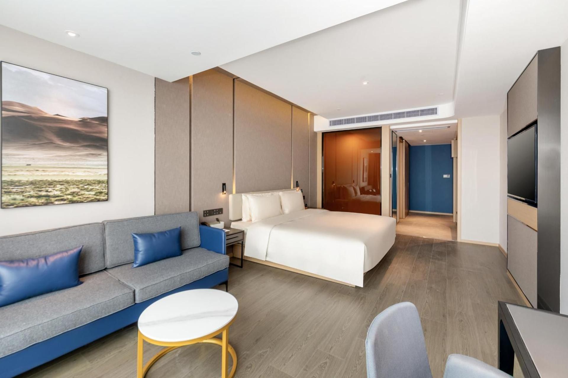 Elegant King Room