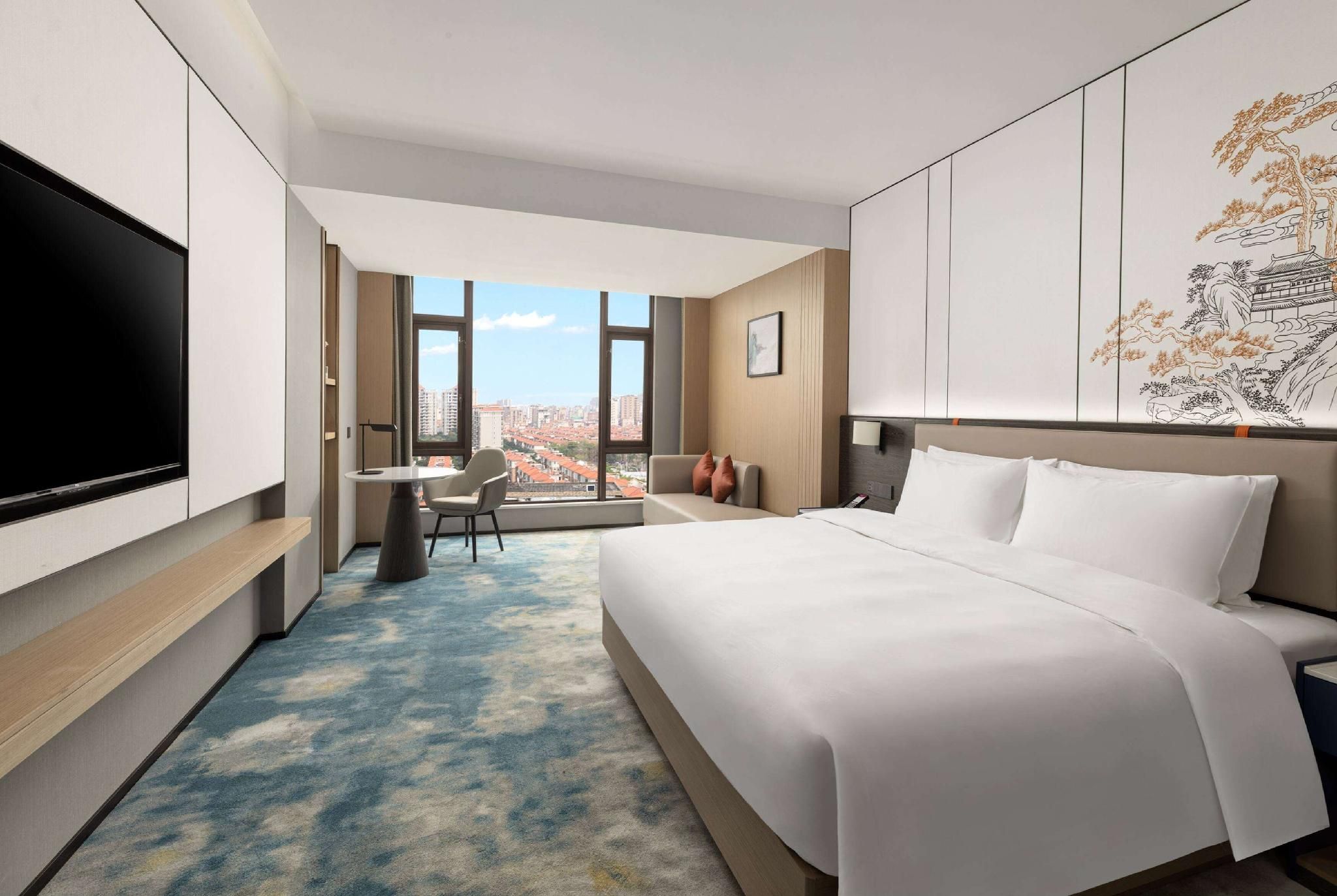 1 King Bed, Superior Room, Non-Smoking