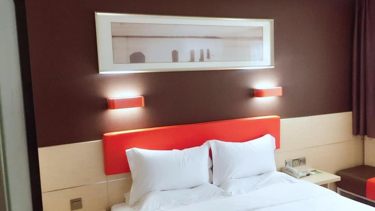 Superior Queen Room