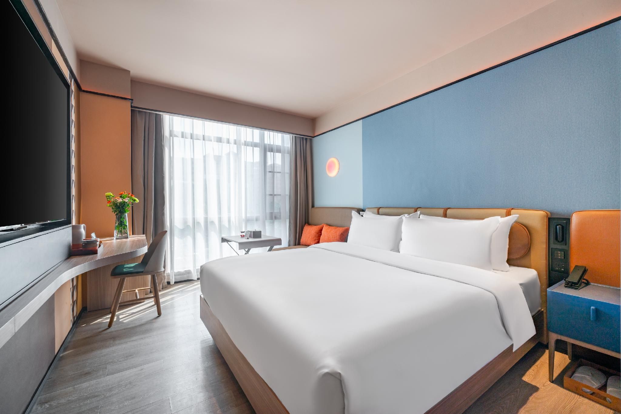 Huazhu - Superior BedRoom