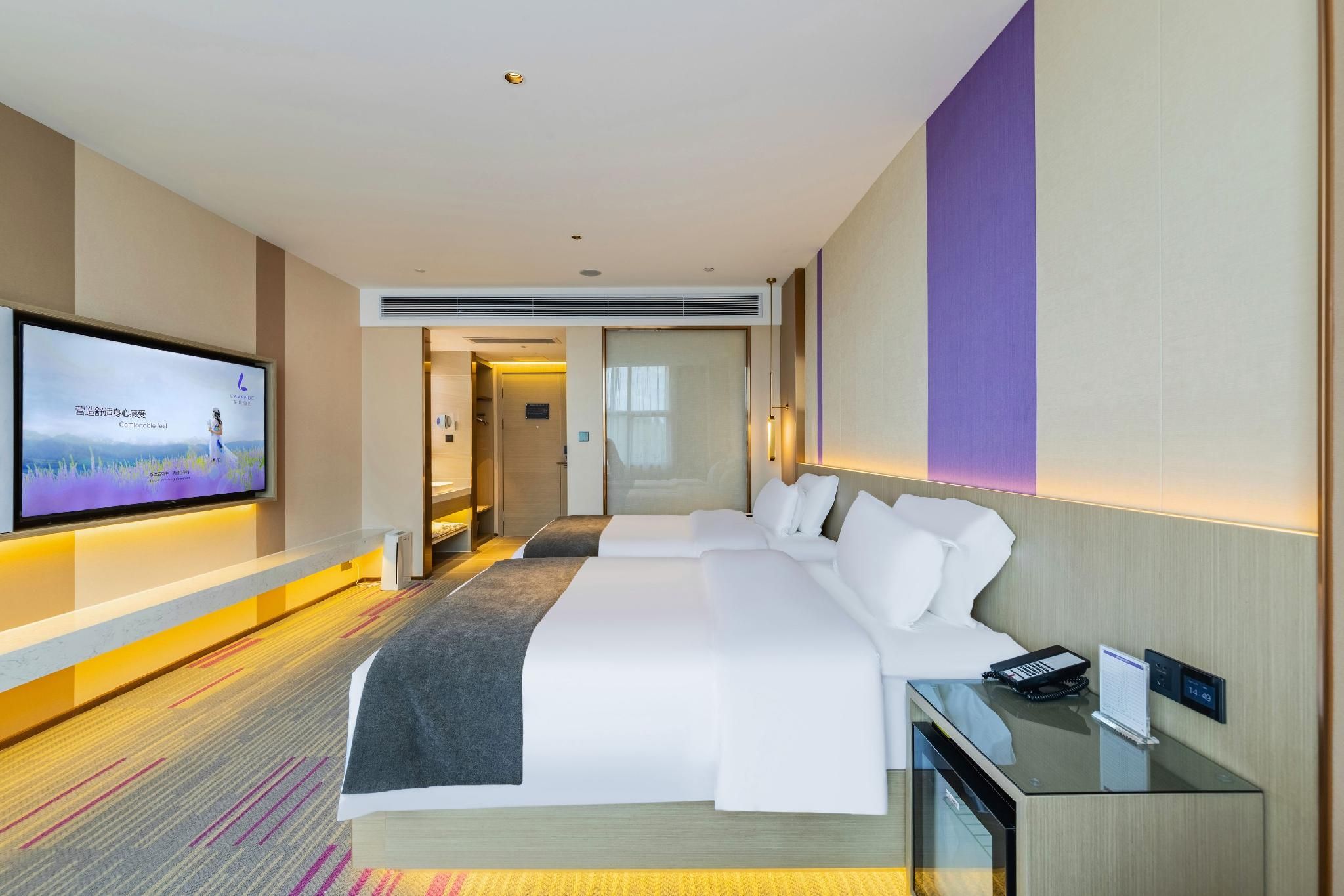 WH - Deluxe Room Twin