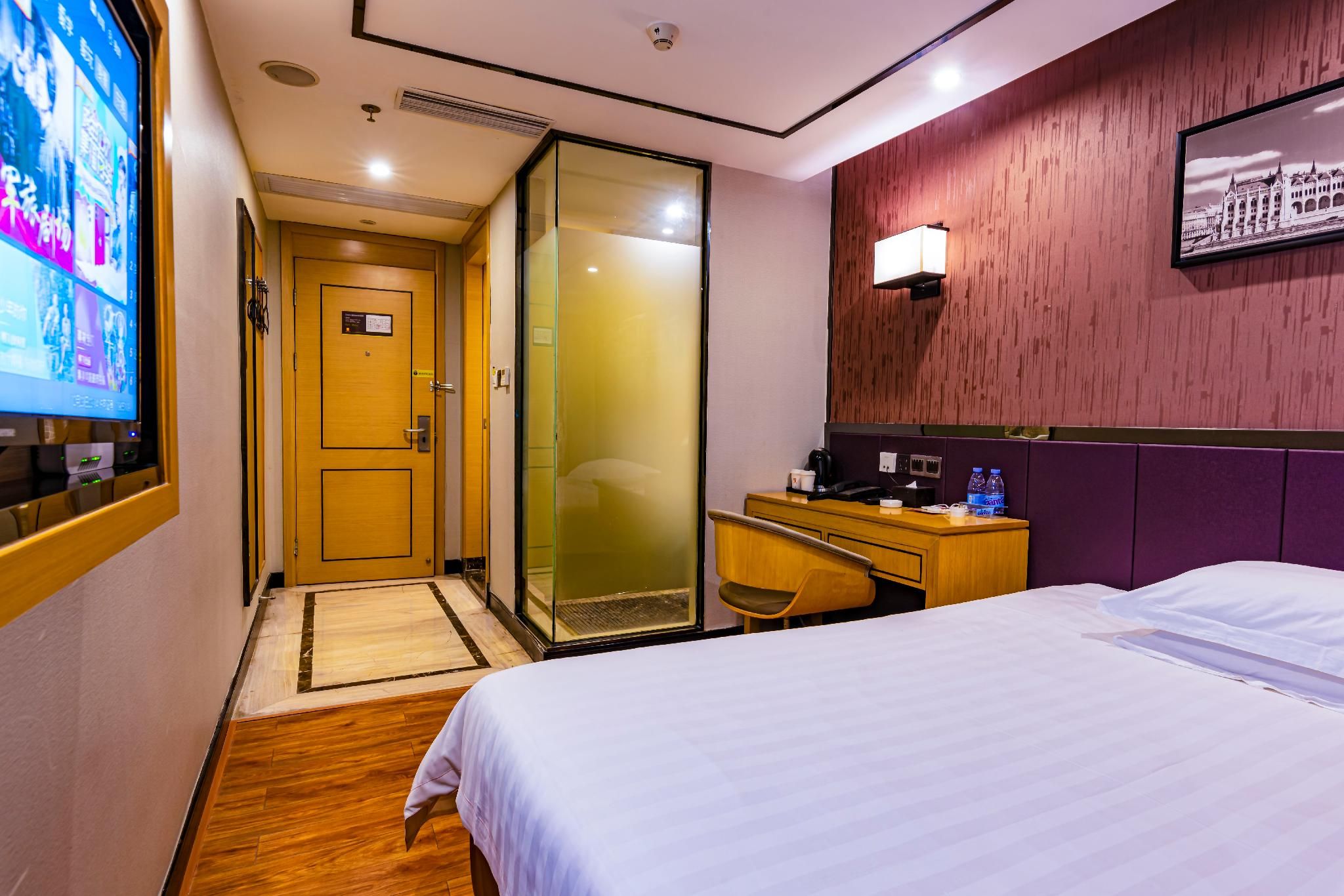 Economy Room