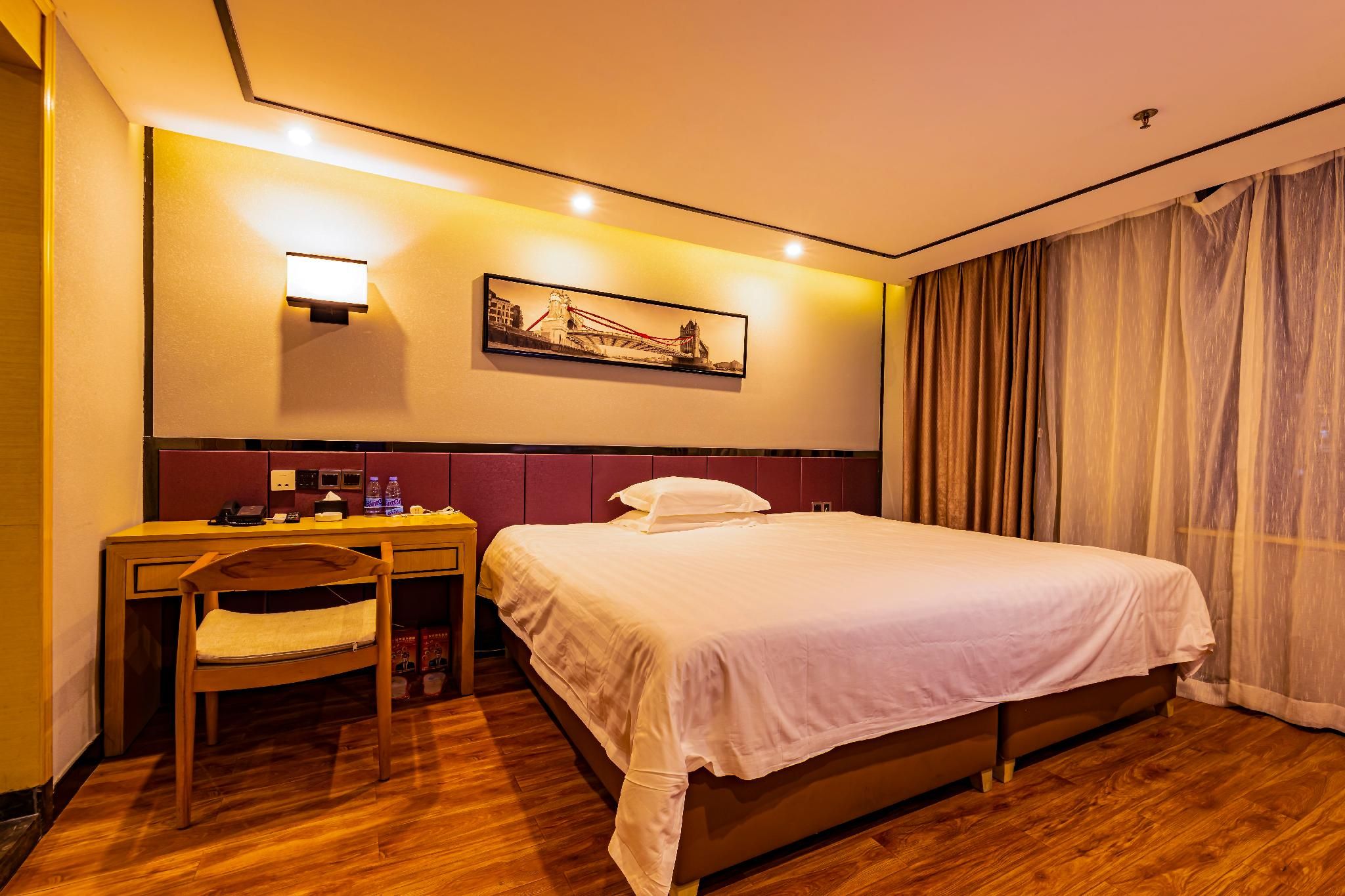 WH - Traditional Bed Room