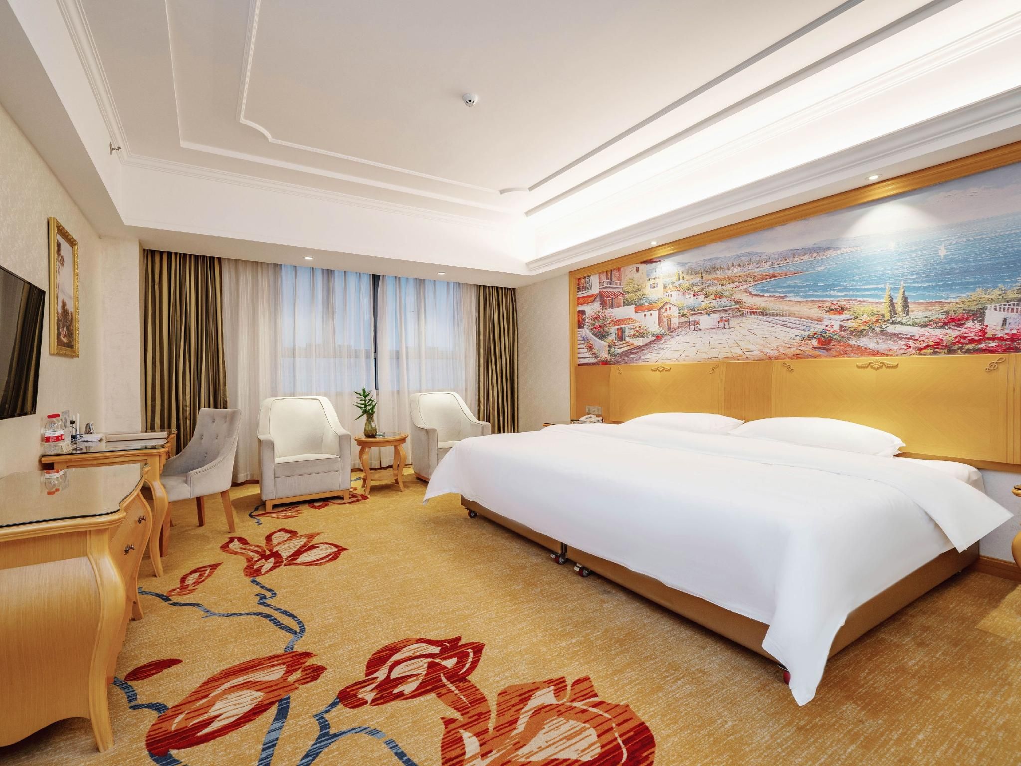 Vienna - Deluxe King Bed Room