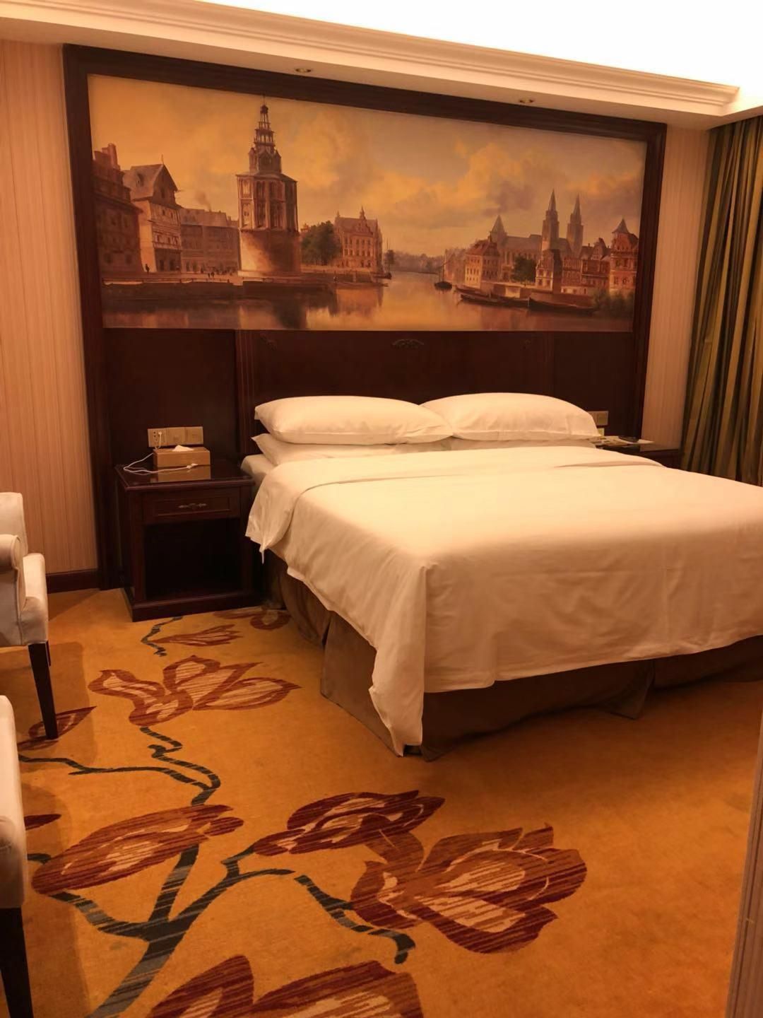 Vienna - Romance Themed Bed Room