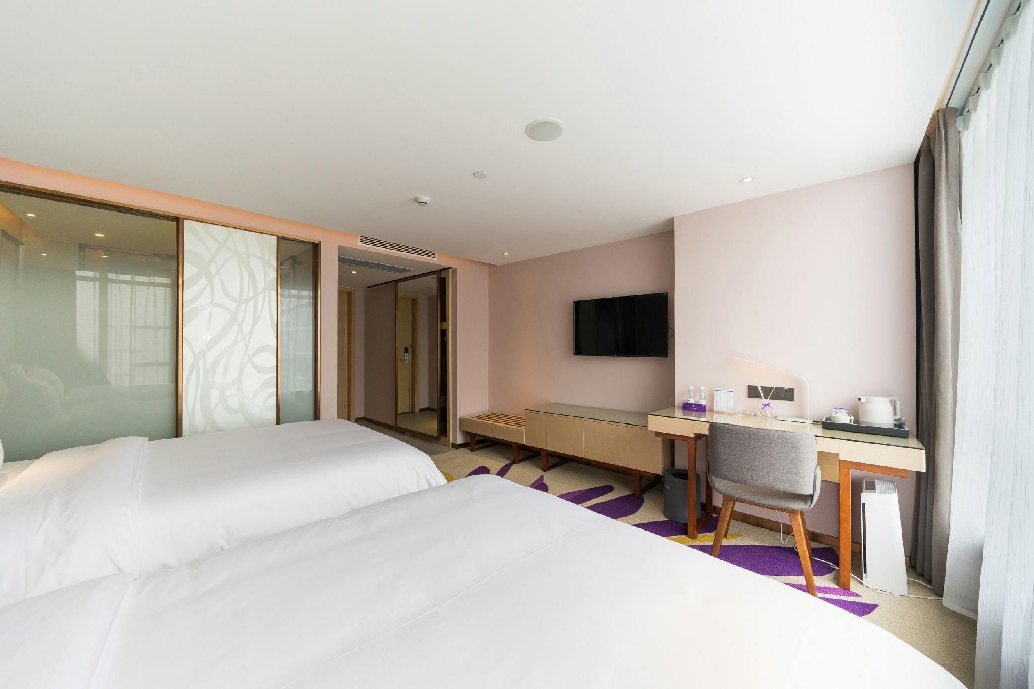 Twin Deluxe Room