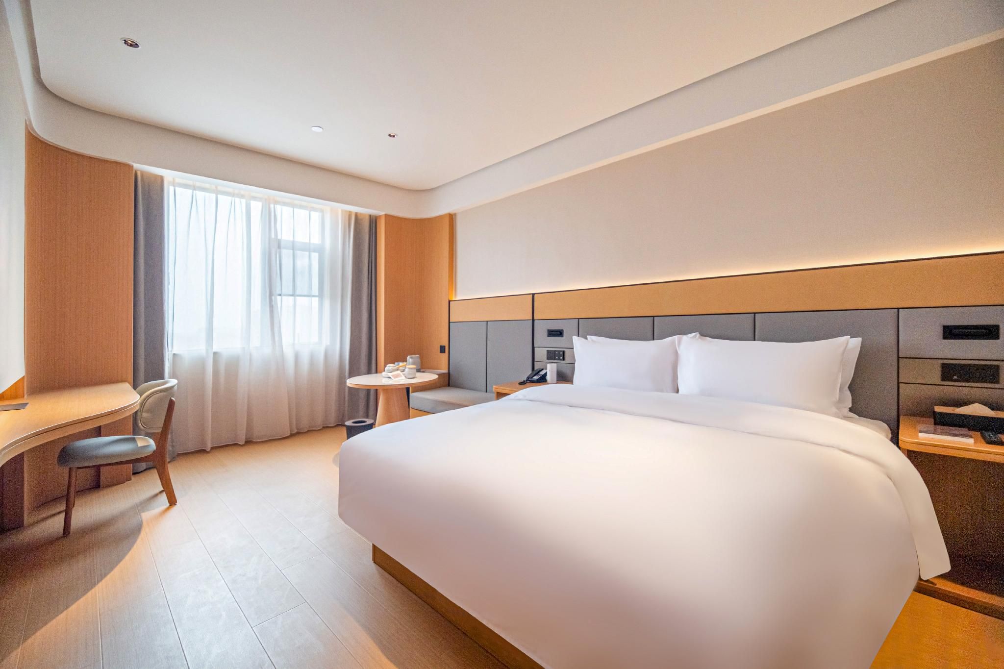 Huazhu - Superior BedRoom
