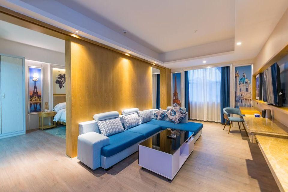 Suite with View