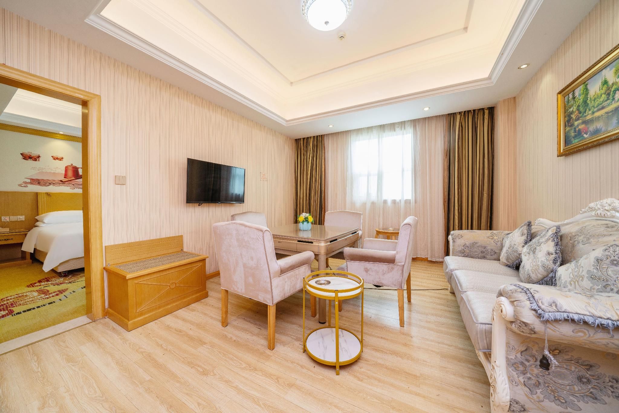 Vienna Hotel Guangdong Dongguan Huangjiangliangfa Vienna - Functional Chess Suite Room 3