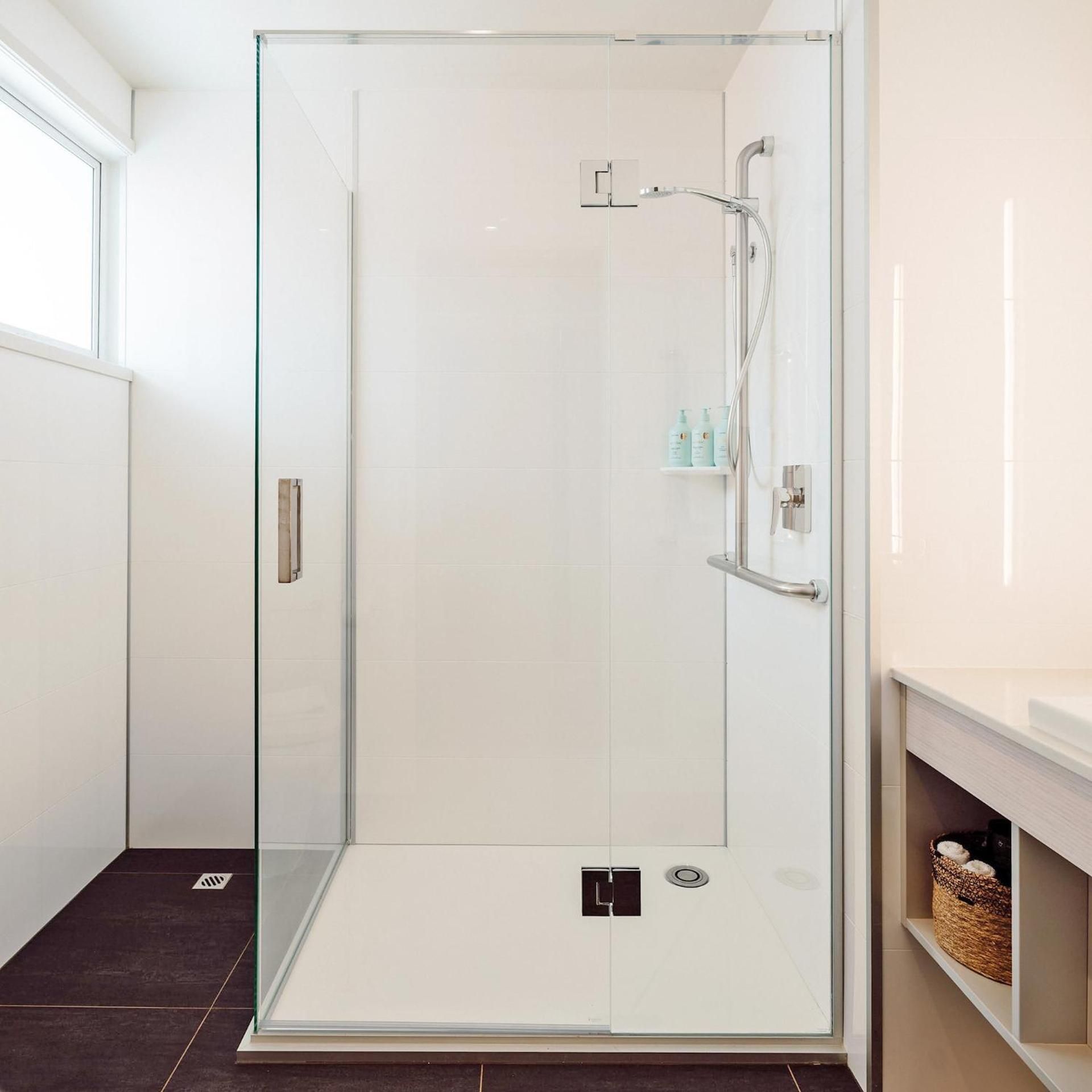 CitySide Hotel Tauranga Harbor View Room 3