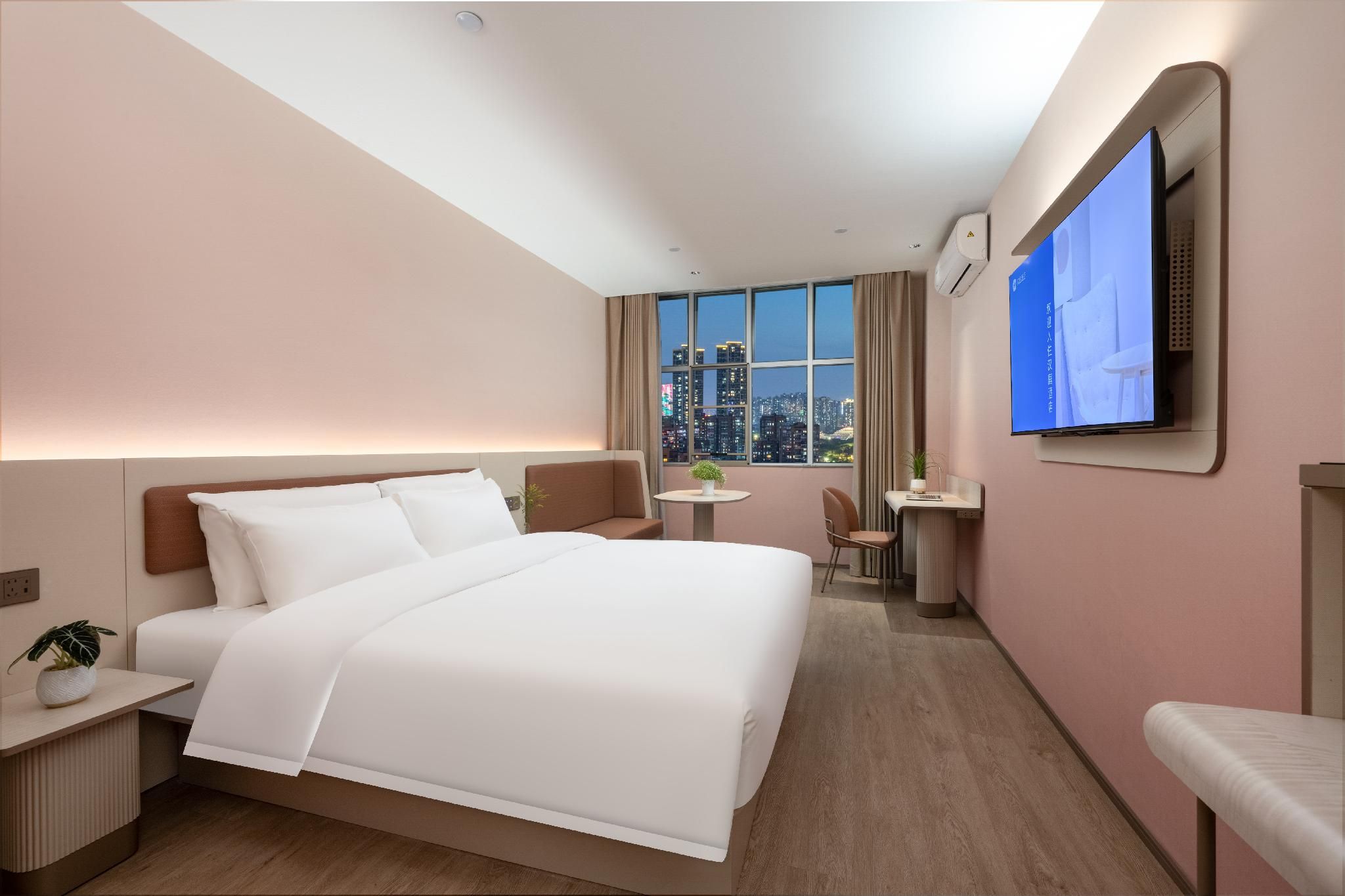 Business Queen Bed Room
