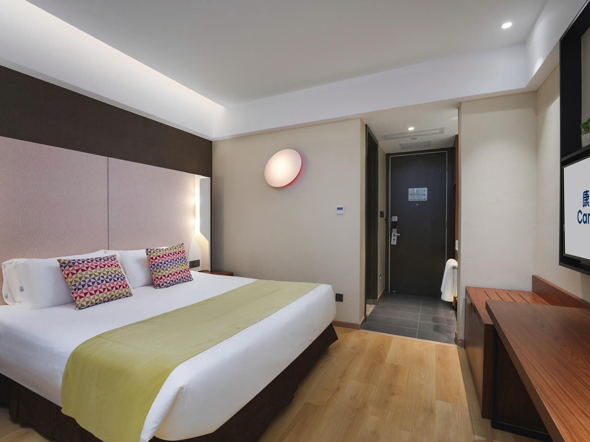 WH - Superior Bed Room