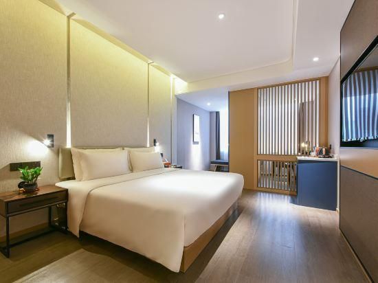 Jimu Double Room with City View