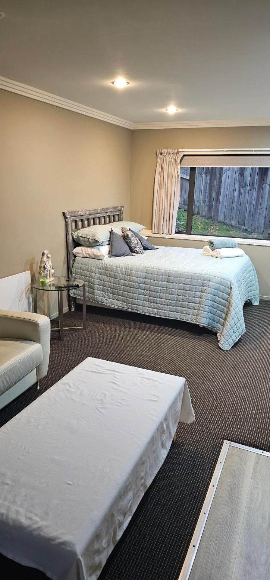 Deluxe Double Room (2 Adults + 1 Child)