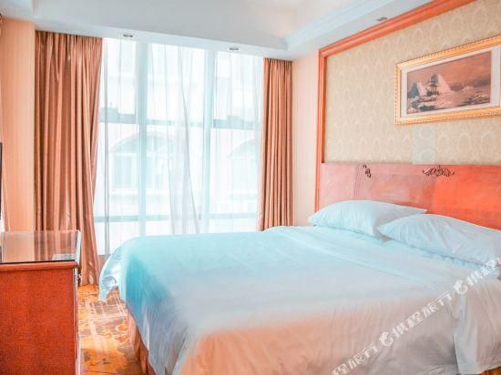 Vienna - Deluxe Room