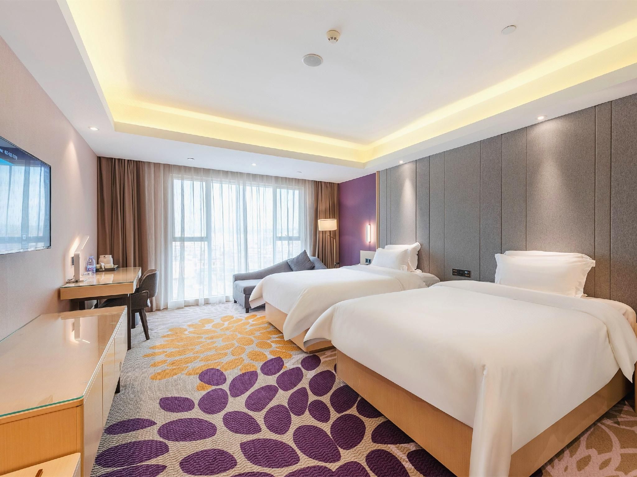 WH - Deluxe Bed Room