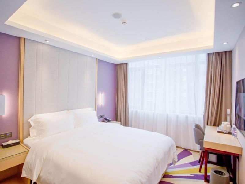 Deluxe King size bed Room