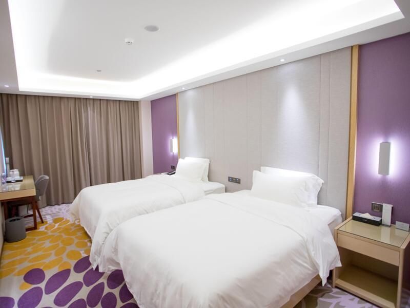 Twin Deluxe Room