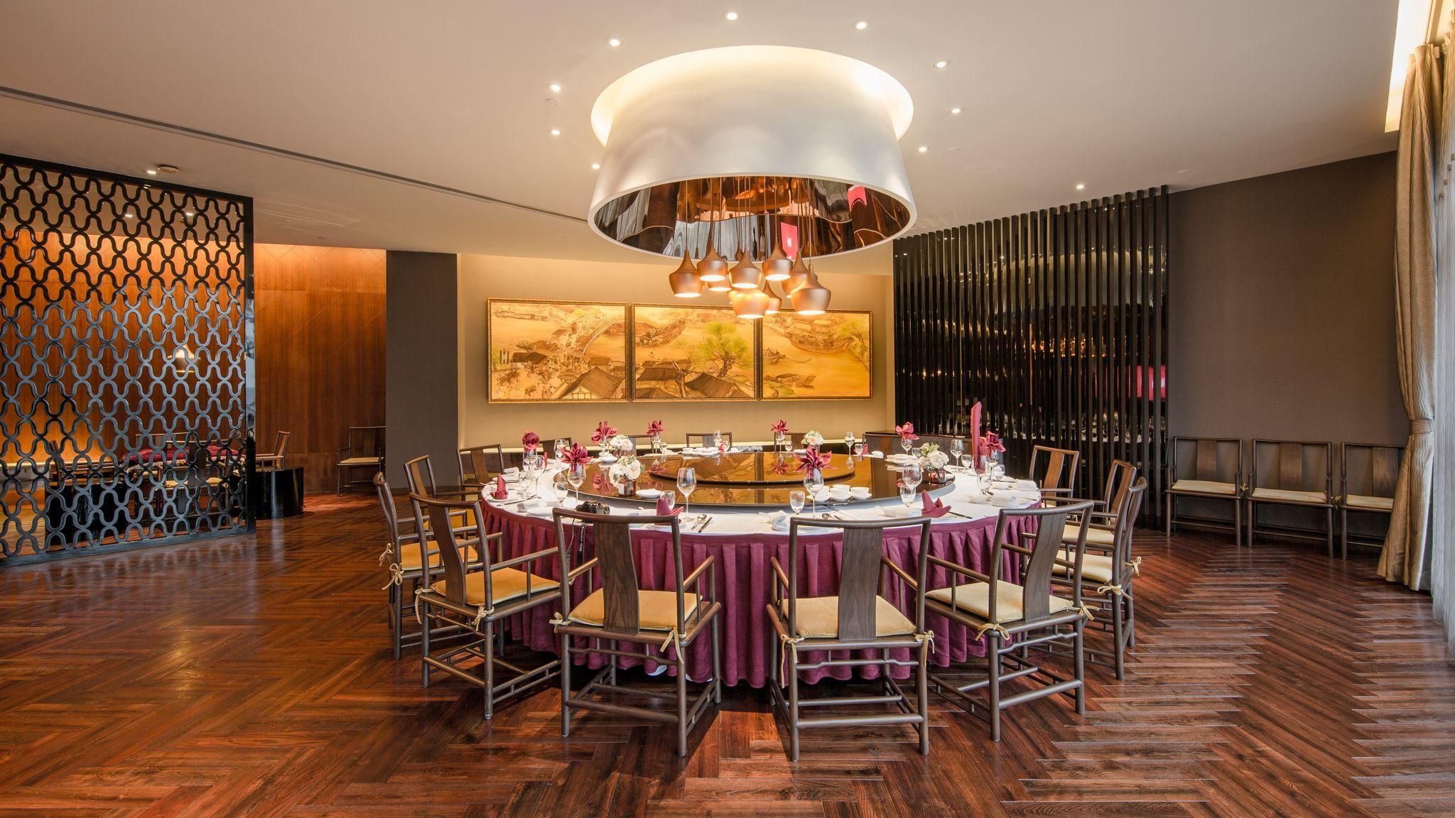 restaurant (private room)