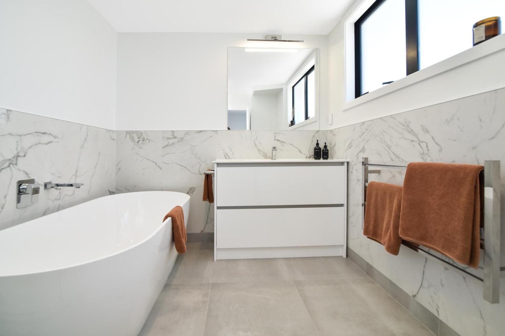Superior One-Bedroom Apartment with Balcony