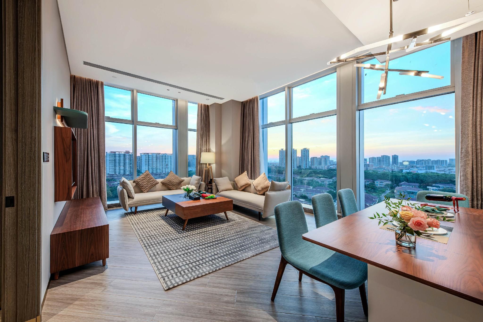 Suite with Kitchen - Non-Smoking