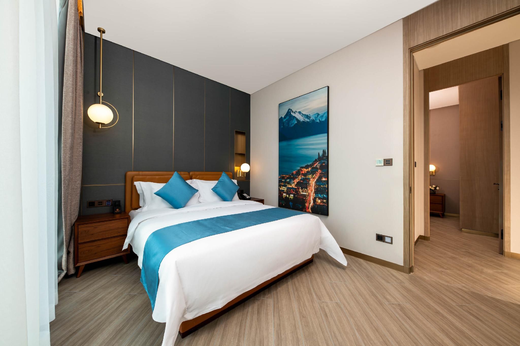 Suite 2-Bedroom