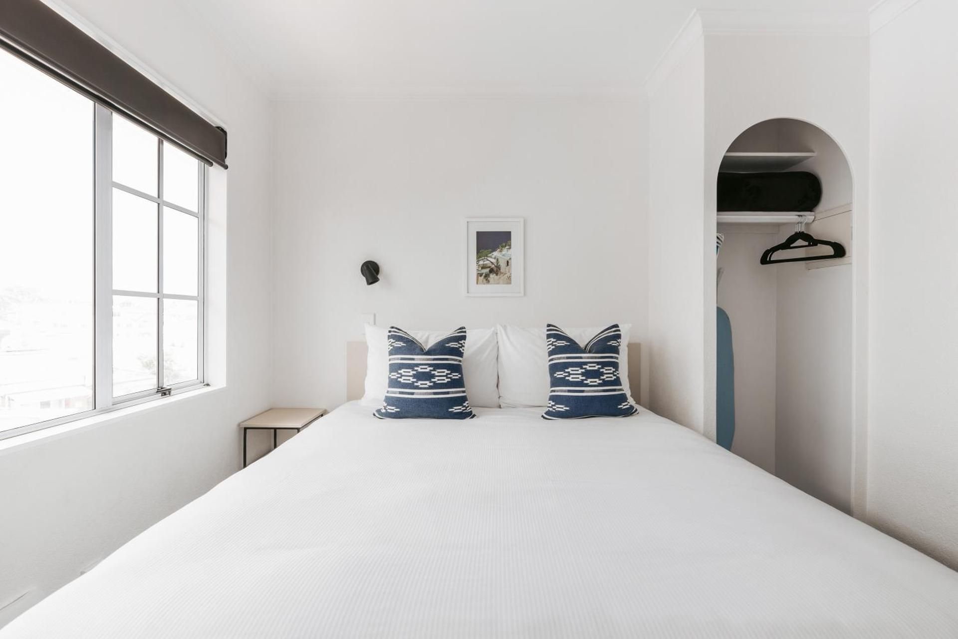 Queen Suite with Harbor View