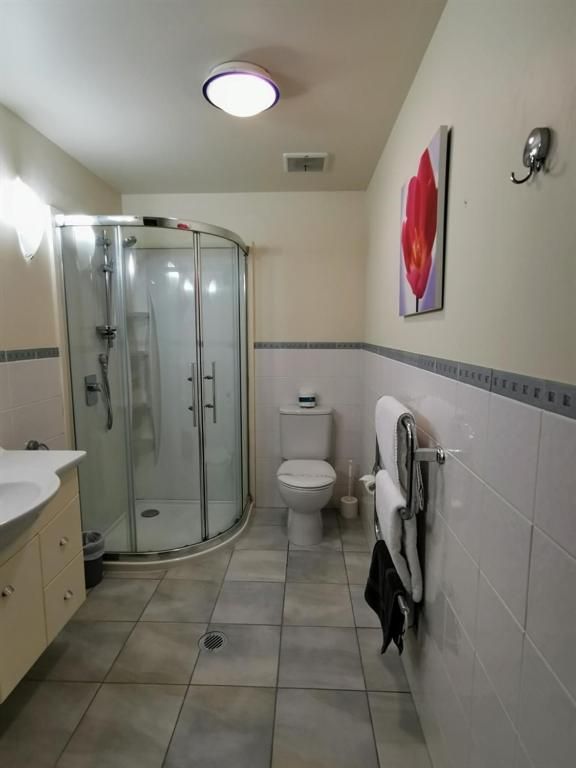 One-Bedroom Apartment with Pool View