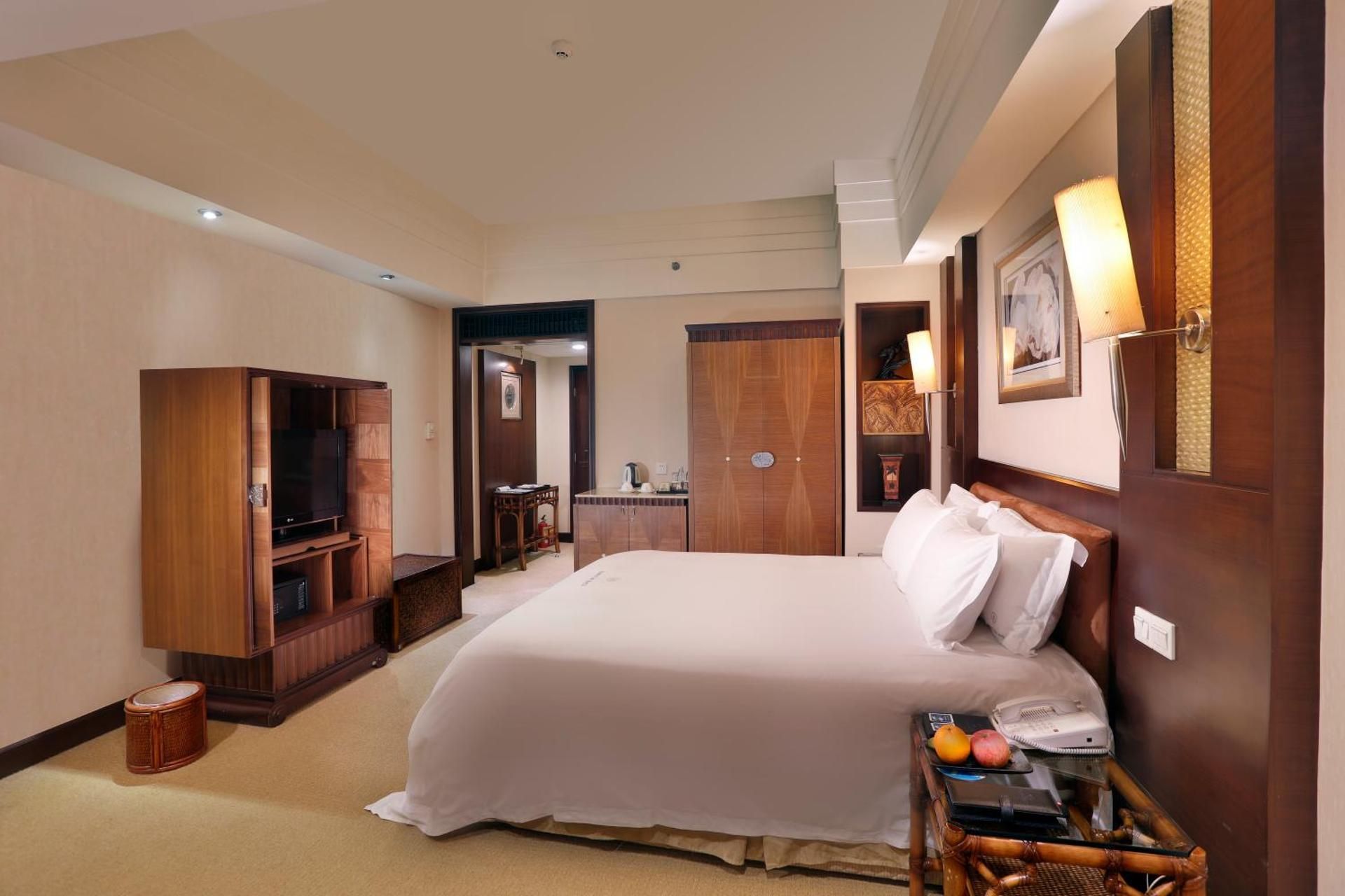 Queen Room
