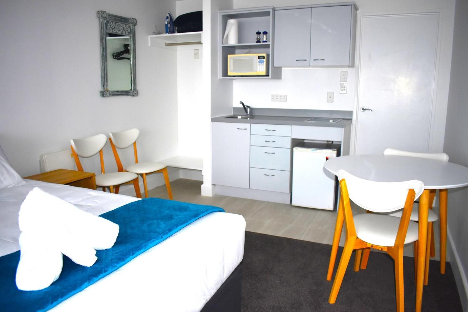Studio with Sofa Bed