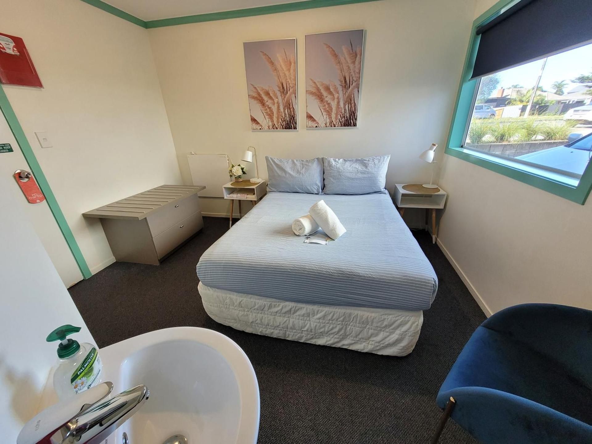 Double Room with Shared Bathroom