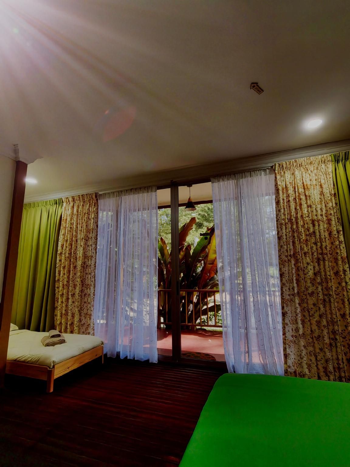 Desaland Tunas Hijau Deluxe Balcony 2