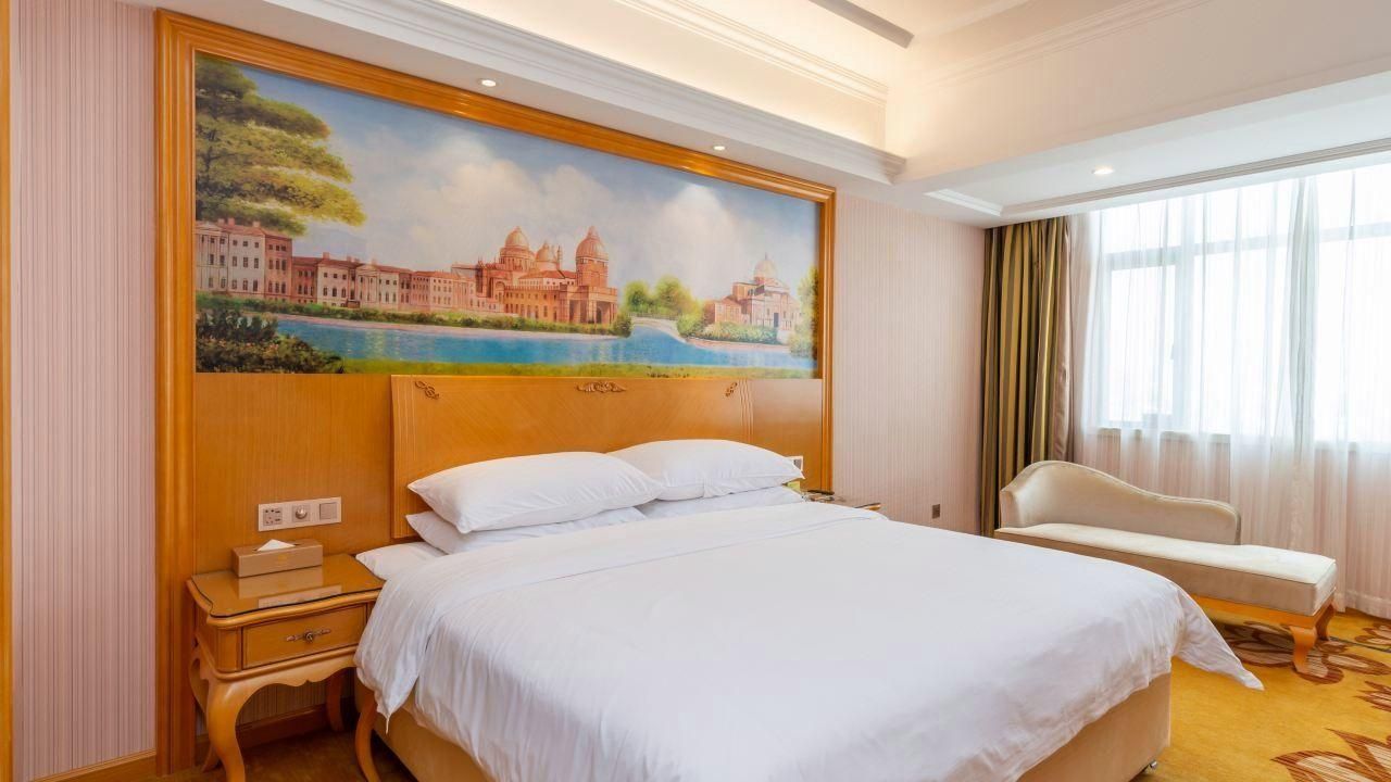 Double Room with Mah-jongg